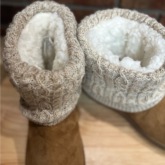 MUK LUKS BOOTIES CABLE SWEATER KNIT BROWN SHERPA SLIPPERS BOOTS SIZE 7-8 NWOT - Picture 3 of 9